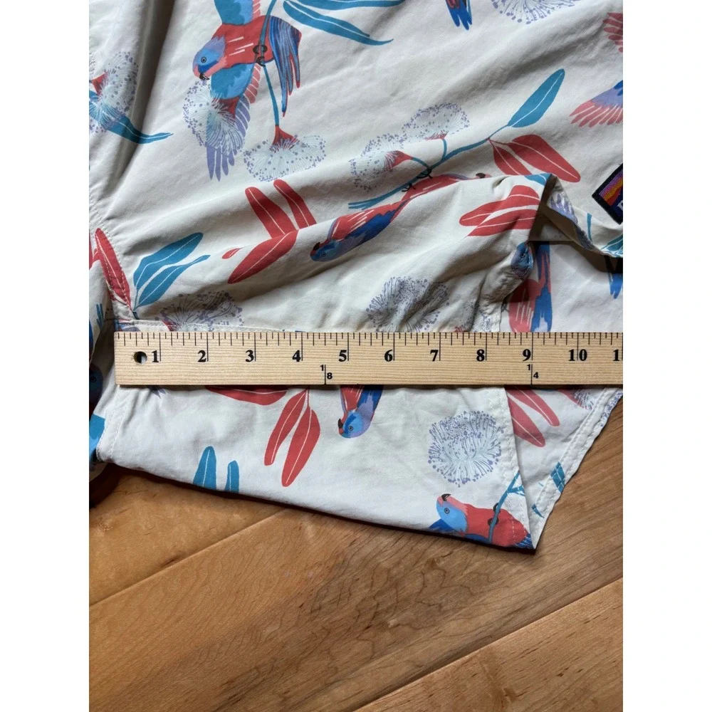 Patagonia Board Shorts Mens 36‎ White Bird Print Recycled Nylon Swim Trunks